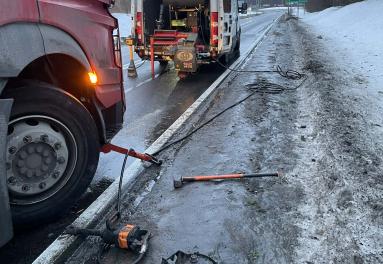RZEMYK Mobilny serwis opon TIR Pomoc drogowa 24h Wypożyczalnia aut