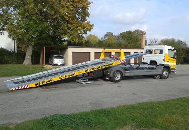 HOLOWANIE Dariusz Szulc